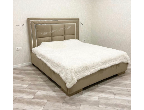 Мягкая двуспальная кровать  Ванкувер