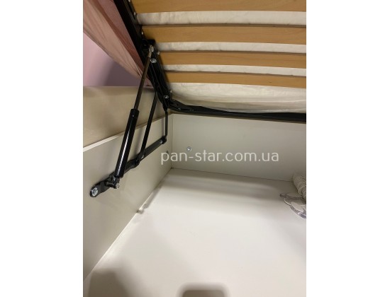 Мягкая двуспальная кровать  Атланта