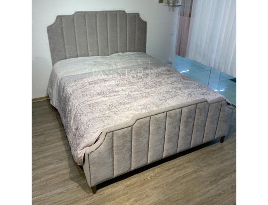 Мягкая двуспальная кровать Моника